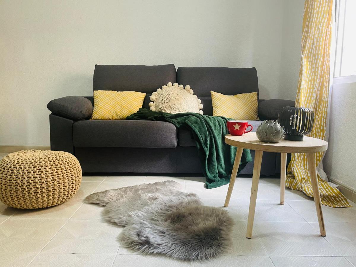 Cozy 2-Bedroom Serviced Apartment With Netflix Puerto de Sagunto Exterior photo