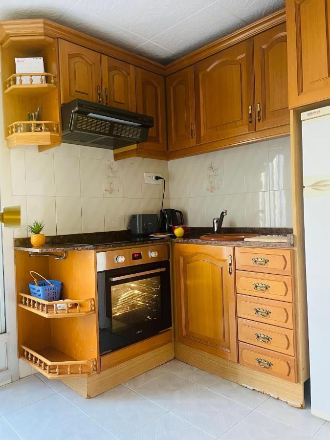 Cozy 2-Bedroom Serviced Apartment With Netflix Puerto de Sagunto Exterior photo